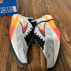 Brooks Women's 9.5 Hyperion 2 Running Shoes Color: Coral/Black- Used Once